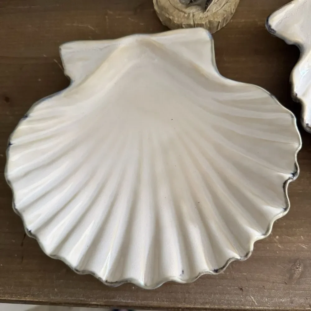 Set of 2 Pottery Barn Under The Sea Plates 9” Dish Nautical Coastal Beach Decor